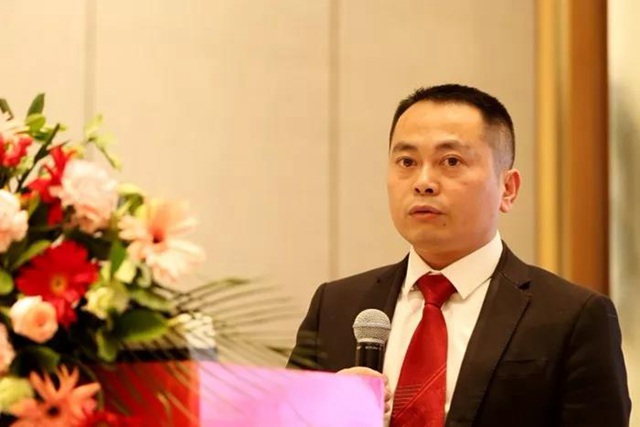 上E欧亿官网代表.jpg