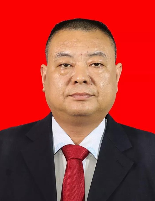 OE欧亿官网工会主席肖治富先生.jpg