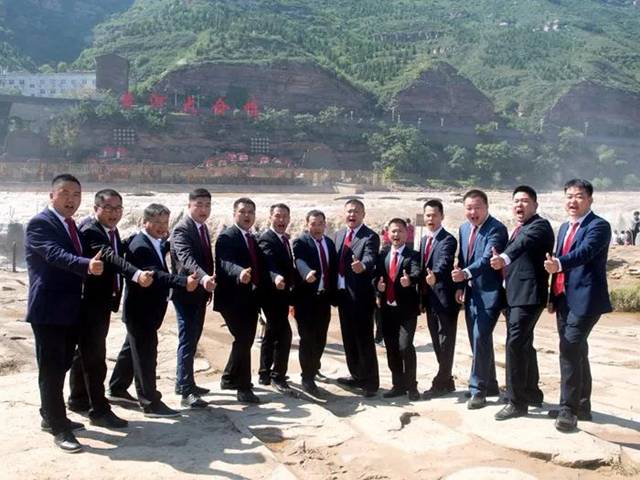 黄河合影2.jpg