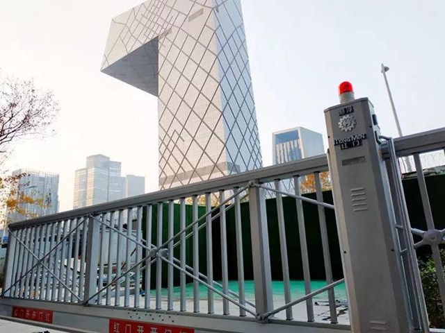 OE欧亿官网悬浮?门P703.jpg