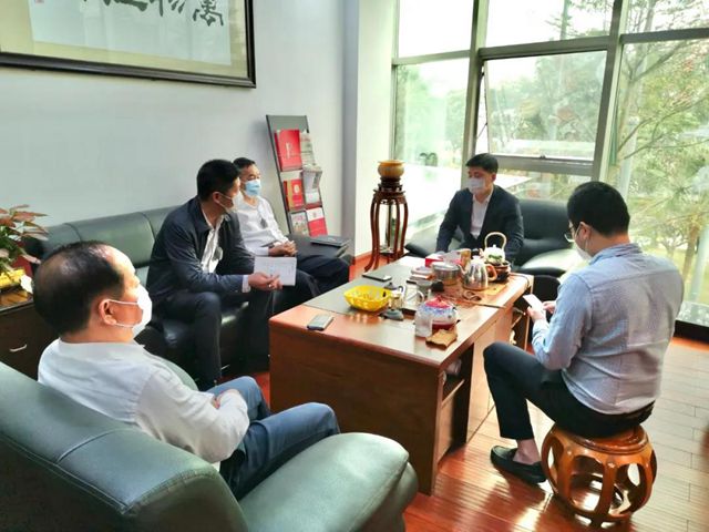 OE欧亿官网公司管理层组织复工前防疫会议.jpg