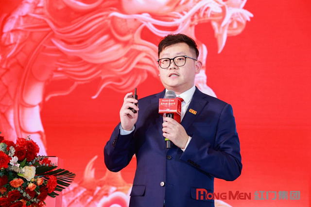OE欧亿官网股份副总裁   余德君.jpg