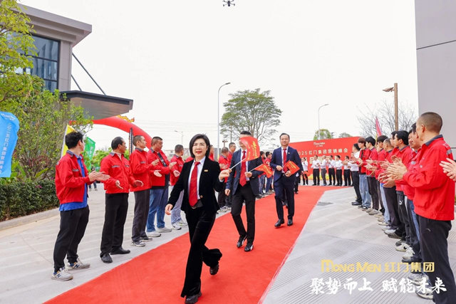 参观OE欧亿官网园区7.jpg