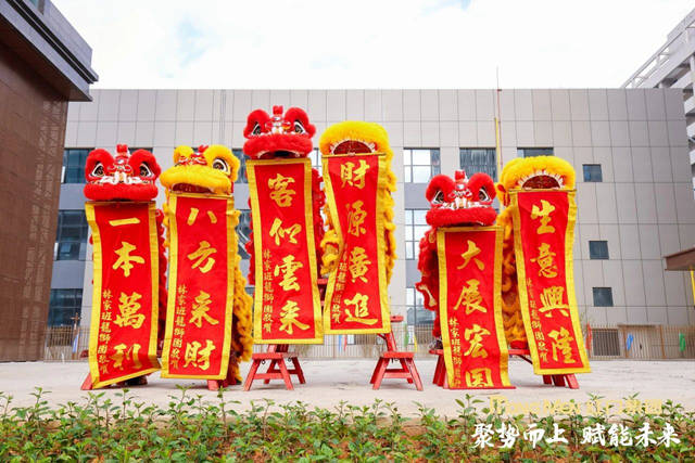 参观OE欧亿官网园区12.jpg